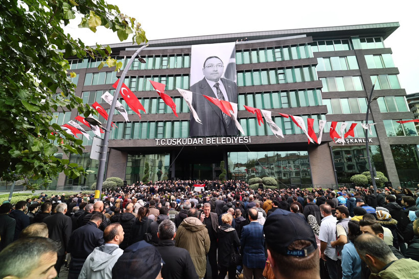 Üsküdar Belediye Başkan Vekili Gültekin son yolculuğuna uğurlanıyor - Resim : 2