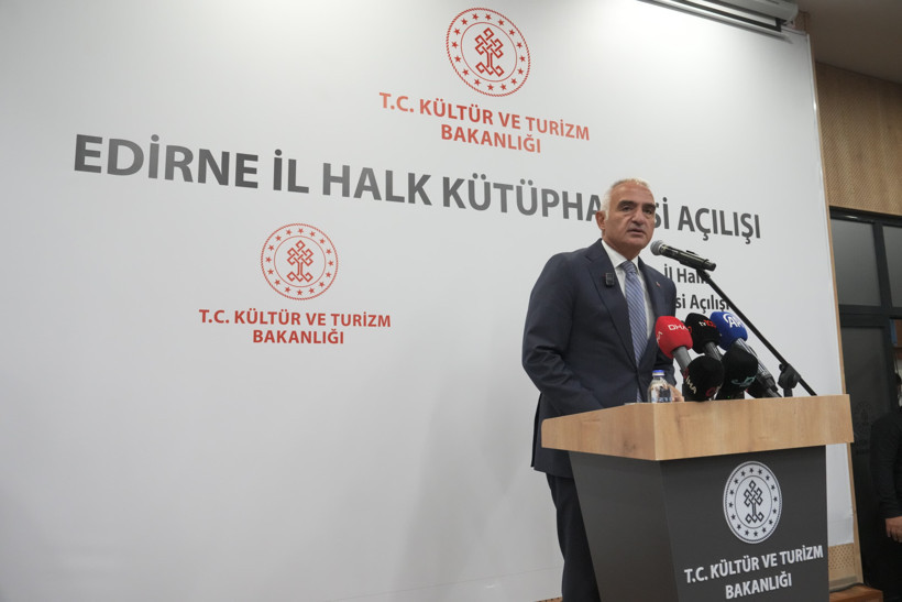 Bakan Ersoy Edirne’de kütüphane açılışı yaptı: "Ekran bağımlılığına çözüm olacak' - Resim : 1