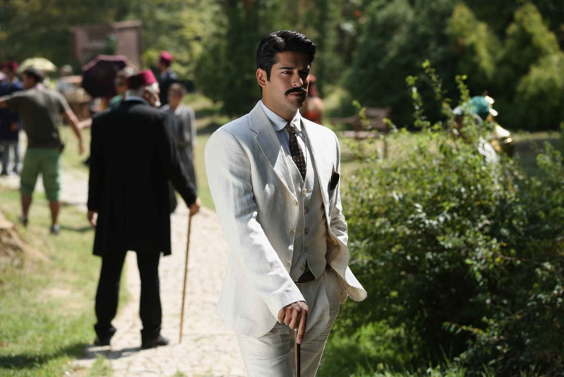 Burak Özçivit'in 35 milyonluk yeni oyuncağı! Etiler trafiğinde görüntülendi… - Resim: 8