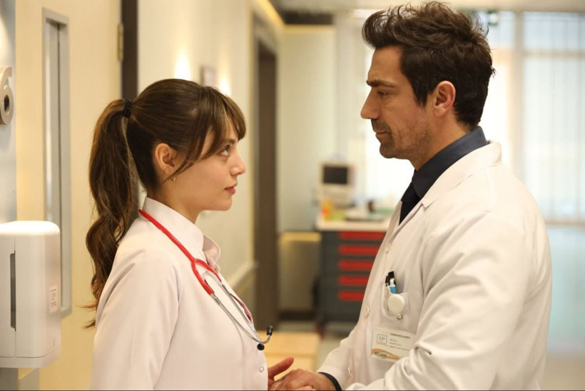 Doktor Başka Hayatta’nın Elif’i Sıla Türkoğlu'nun paylaşımı güldürdü: Komik nöbet mesajı - Resim: 13