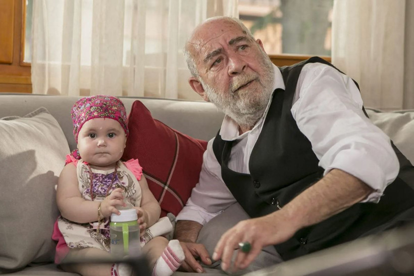 Leyla ile Mecnun’un Aksakallı Dede’si Köksal Engür’ü vefatının 3. yılı - Resim: 16