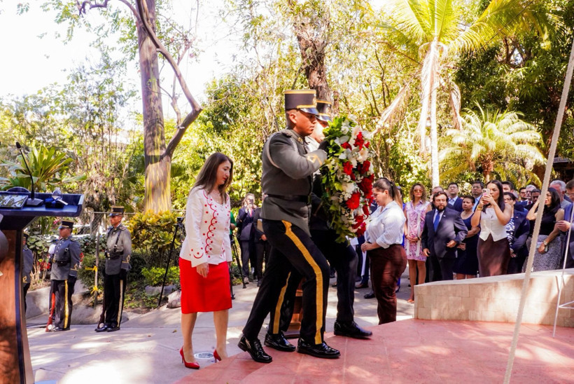 El Salvador’da Atatürk’lü Türkiye Parkı törenle açıldı - Resim: 1