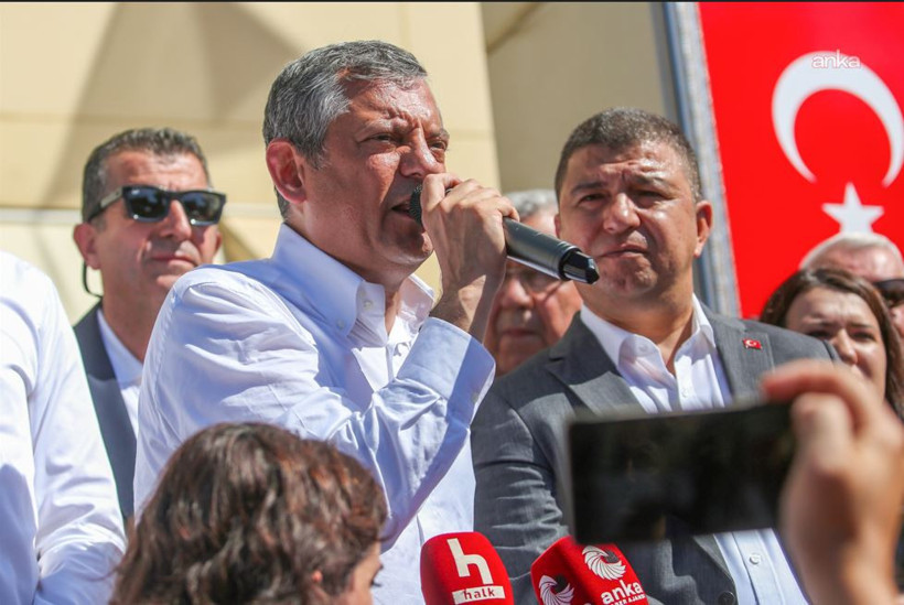 Özgür Özel: Kurultay yapmak partinin iktidar yolunu açmaktır - Resim : 1
