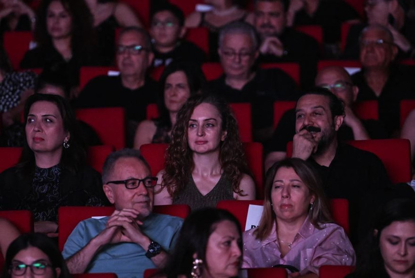 Hazar Ergüçlü: Madenci çocuklarını ağlarken gördüğümde yaşamaktan utanıyorum - Resim: 6
