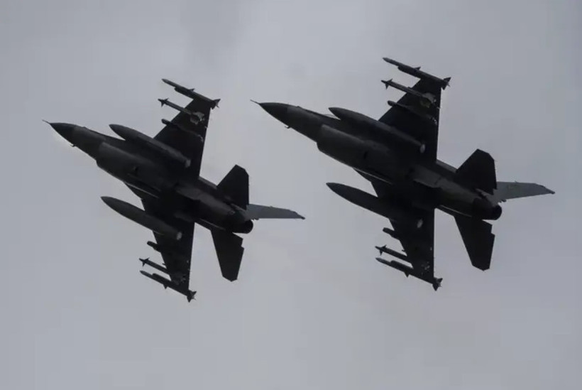 Belçika’dan Ukrayna’ya 10 F-16 savaş uçağı desteği - Resim : 1
