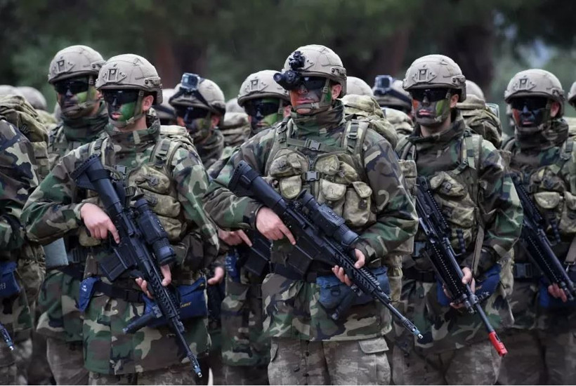 Dünyada en çok askeri üssü olan ülkeler belli oldu: Türkiye’nin sırası dikkat çekti - Resim: 31