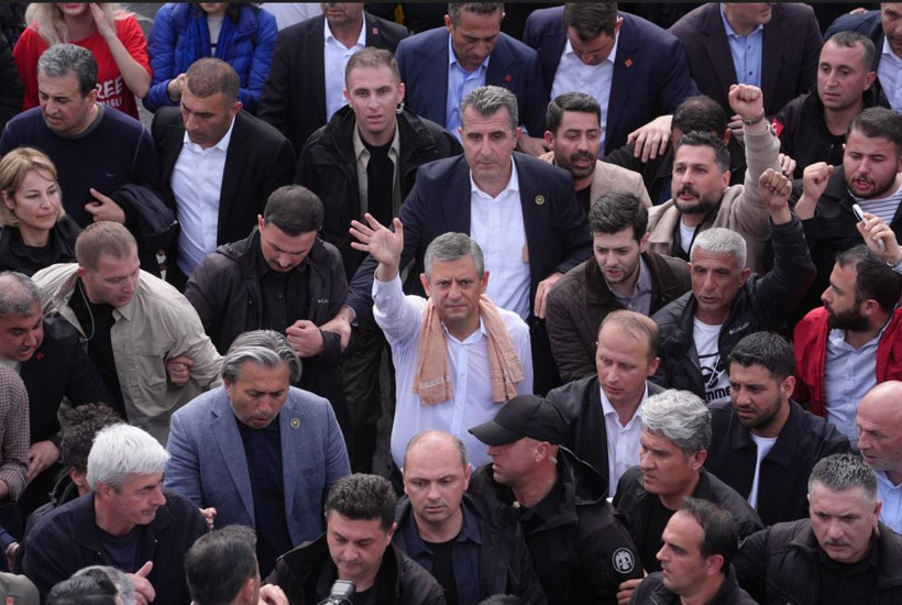 &Ouml;zg&uuml;r &Ouml;zel polis m&uuml;dahalesi sonrası konuştu - Resim : 4