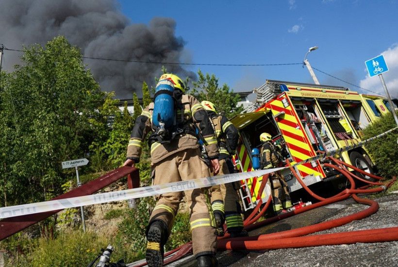 Norveç'te yangın: 100'den fazla ev küle döndü - Resim : 2