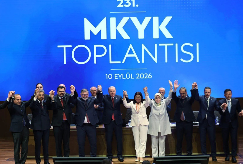 Dün CHP'li bugün AK Parti'li: Foça sokakta - Resim : 2