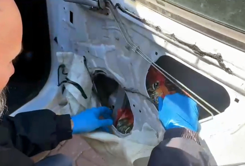 Otomobilinde 66 bin hap yakalandı: ‘Kim koymuş haberim yok’ dedi - Resim : 1