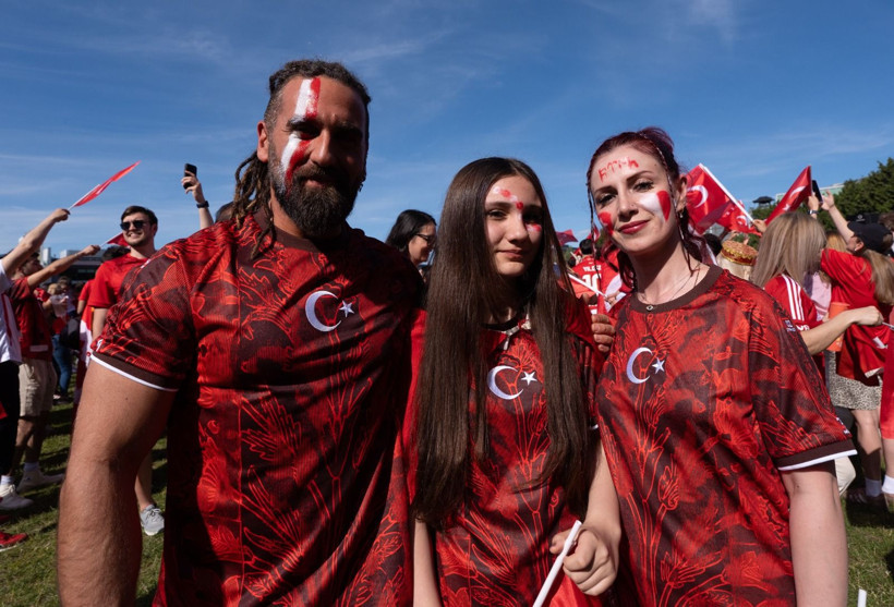 Ay-yıldızlı çıkarmaya Kanada hayran kaldı: Vancouver'da unutulmaz atmosfer - Resim: 9