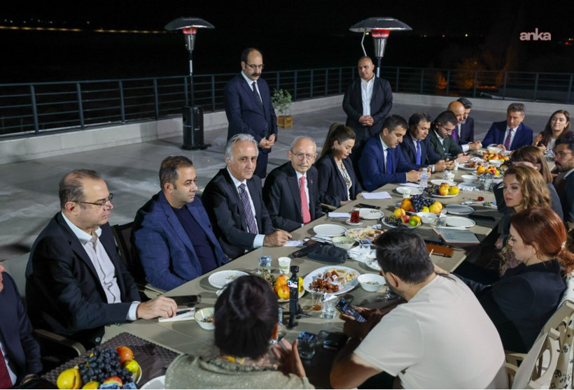 Kemal Kılıçdaroğlu: Erdoğan'ın yeniden aday olacağını düşünmüyorum - Resim : 1