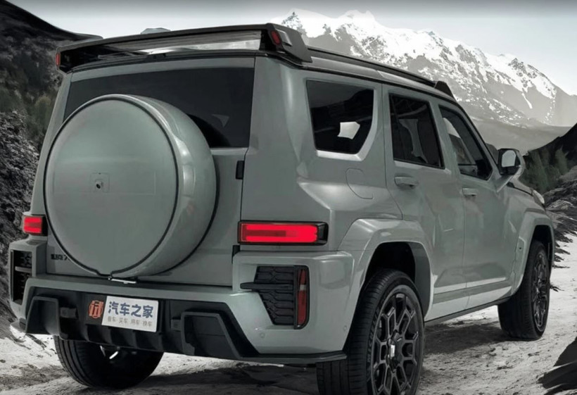 Tank görünümünde: Süper otomobil yolda - Resim: 7