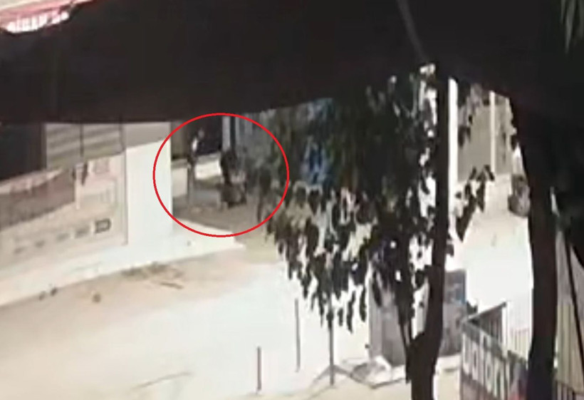 Biber gazı sıkıp bıçakladılar: Kayseri’yi sarsan cinayetin görüntüleri çıktı - Resim: 1