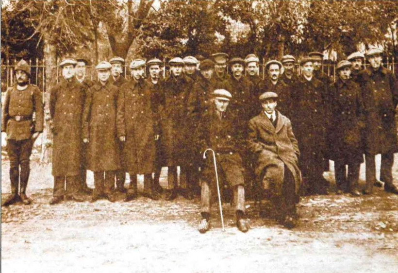 Tek başına bir ordu M&uuml;stecip Onbaşı: Koca denizaltıyı sahra topuyla esir aldı: Bir milletin kaderini değiştiren atış - Resim : 6