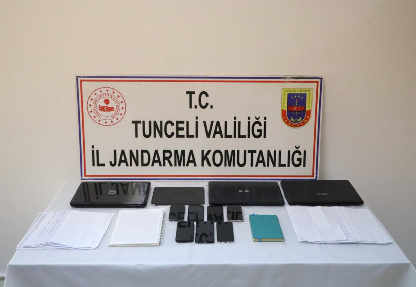 İnterpol gibi çalışan şebekeye darbe: Konsolosluk logolu büyük tuzak - Resim : 3