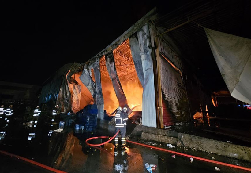 Alevler hali sarıp kuşattı: TOMA ve İtfaiyeden ortak müdahale - Resim: 13