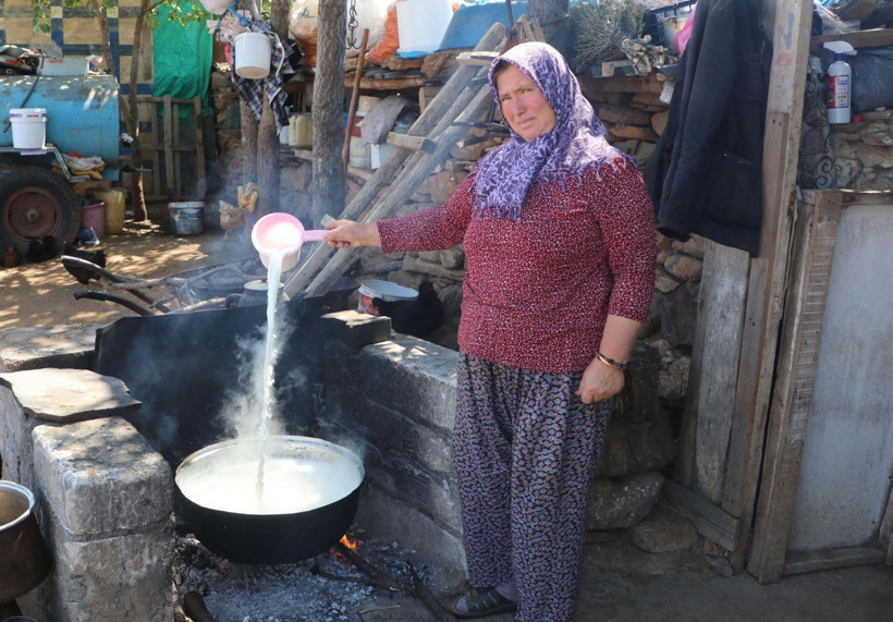 Kokusu yanık, tadı eşsiz: İşte NATO’nun favori yoğurdunun yapılışı - Resim: 7