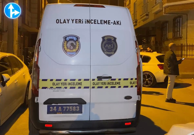 Gece saatlerinde motosikletli saldırgan dehşeti: Bir anda kurşunların hedefi oldu - Resim : 1