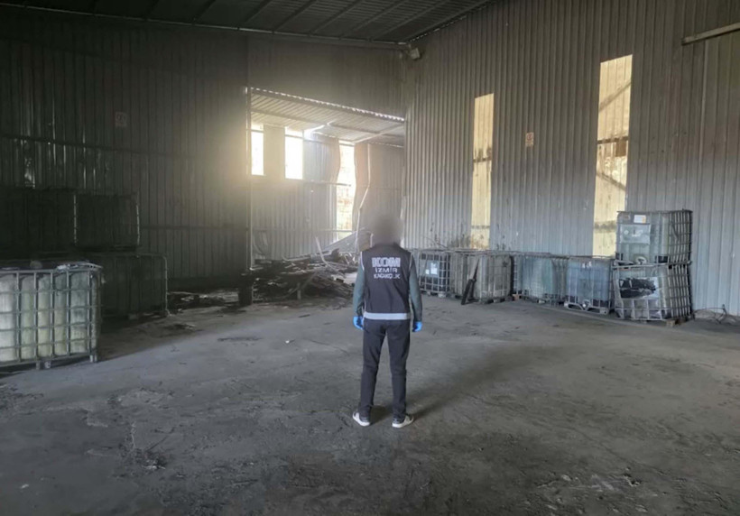Atık yağ kılıfıyla milyonluk vurgun: Depodan Akaryakıt tesisi çıktı - Resim : 2