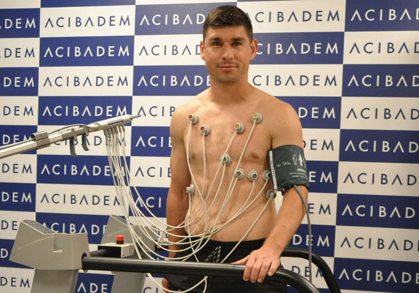 Trabzonspor'un transferine engel: Taraftar ve sosyal medya tepkisi - Resim: 2