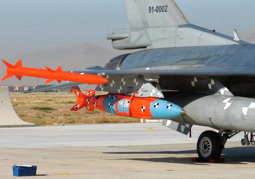 ASELSAN Türkiye'nin yeni füze sistemini tanıttı: Görüntüler göz kamaştırdı - Resim: 6