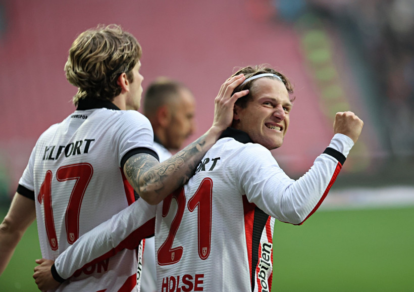 Goller 2. yarıda geldi: Samsunspor, Beşiktaş'ı 2-1 yendi - Resim : 2