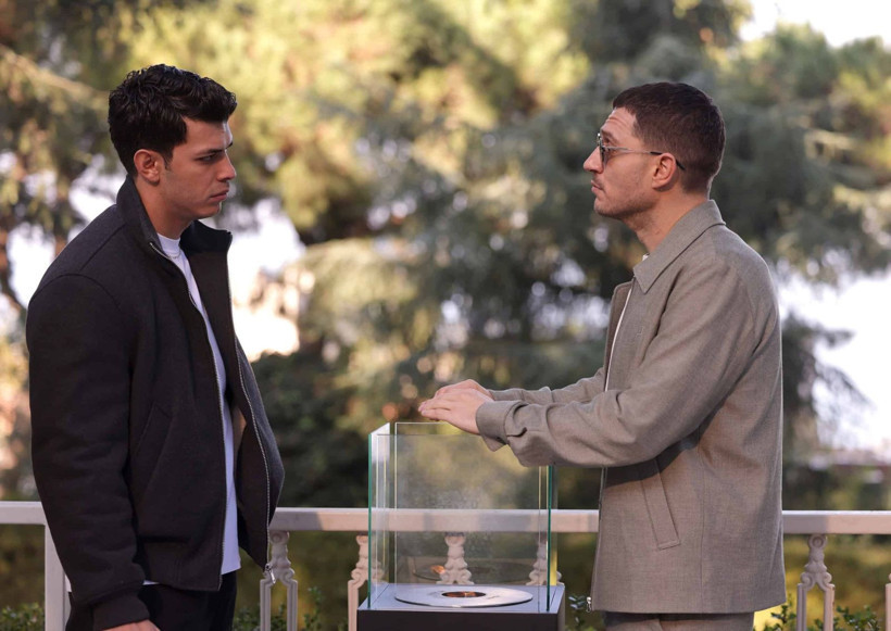 Yeraltı dizisinin Bozo’su Uraz Kaygılaroğlu kız arkadaşıyla Kadıköy’de yakalandı: Panik anları kameralara yansıdı - Resim: 16