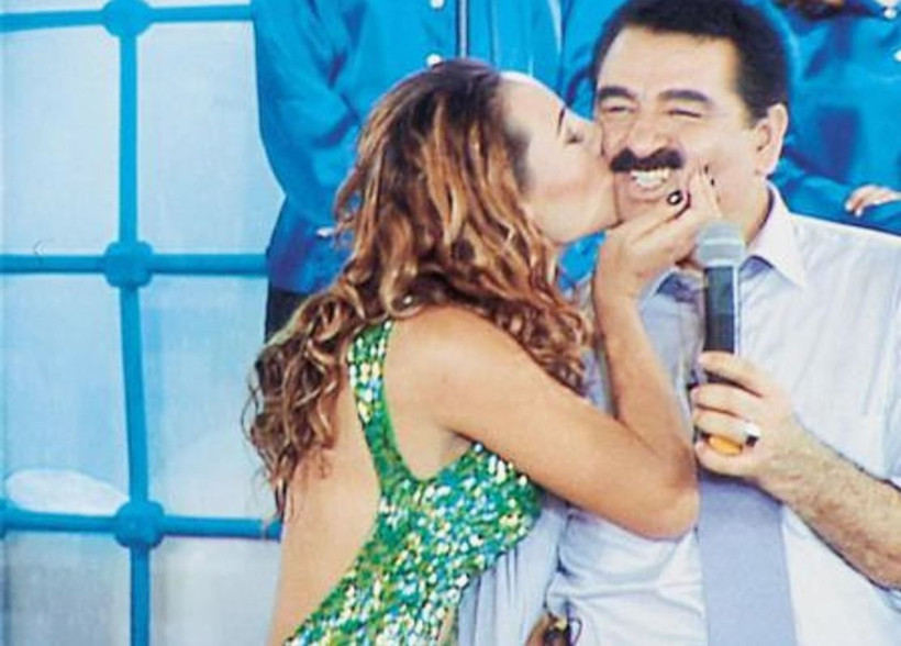 İmparator'un gözyaşları: 22 yıllık küslük yılbaşıda bitti! İbrahim Tatlıses Asena'yı görünce ağladı! - Resim: 24