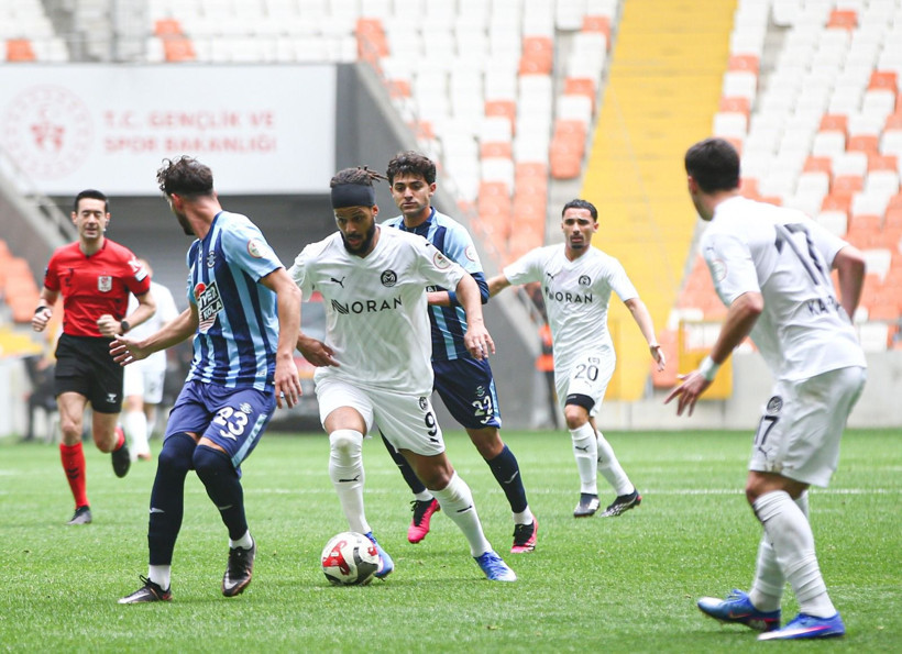 Türk futbolunda eşi benzeri görülmemiş ofsayt kararı: Tarihe geçecek - Resim: 4