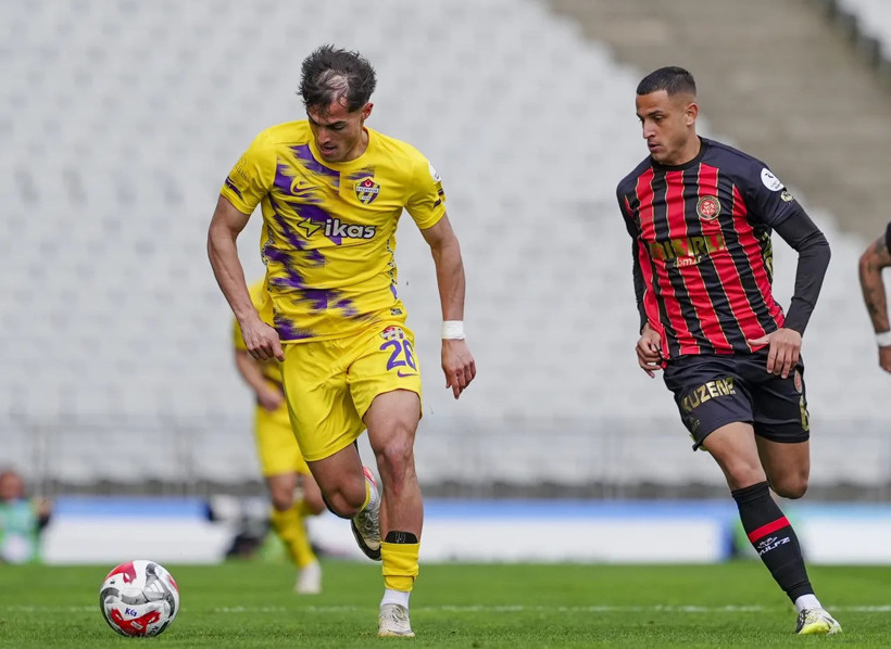 Derbide kazanan Eyüpspor oldu: 56 gün sonra galibiyet aldılar - Resim : 1