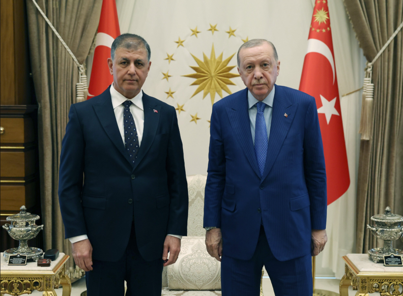 Cemil Tugay Erdoğan'la görüştü: İzmirliler ayağa kalktı: Sosyal medyada tepki yağmuru - Resim: 1