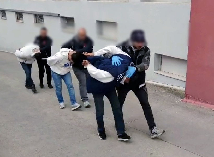 Otomobilinde 66 bin hap yakalandı: ‘Kim koymuş haberim yok’ dedi - Resim : 5