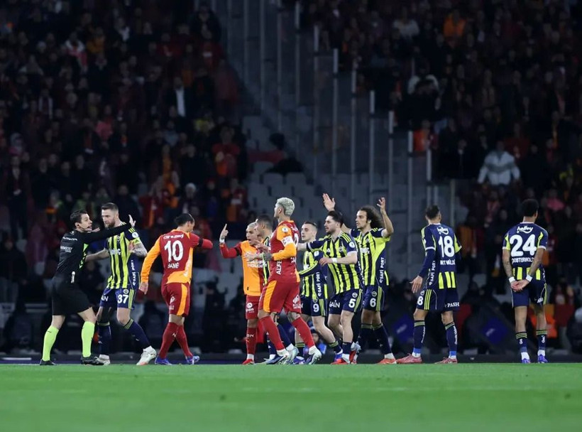 Yapay zeka Galatasaray-Fenerbahçe derbisinin sonucunu ve senaryosunu tahmin etti - Resim: 10