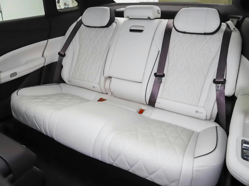 5 dakikada şarj oluyor, 1.100 km gidiyor: BYD Denza Z9S sahnede - Resim: 12