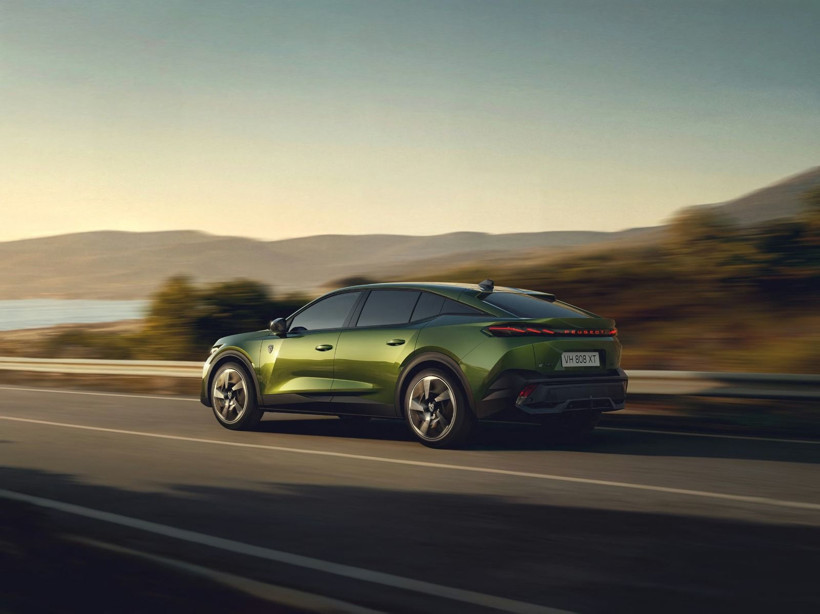 Yeni Peugeot 408 Türkiye’de: Fiyatı ve özellikleri belli oldu - Resim: 6