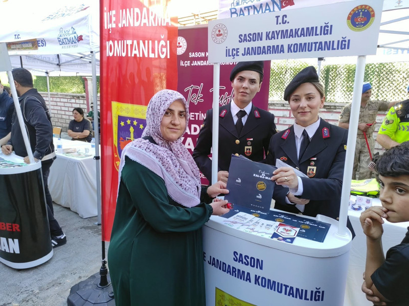 Jandarma standı festivali renklendirdi - Resim : 3