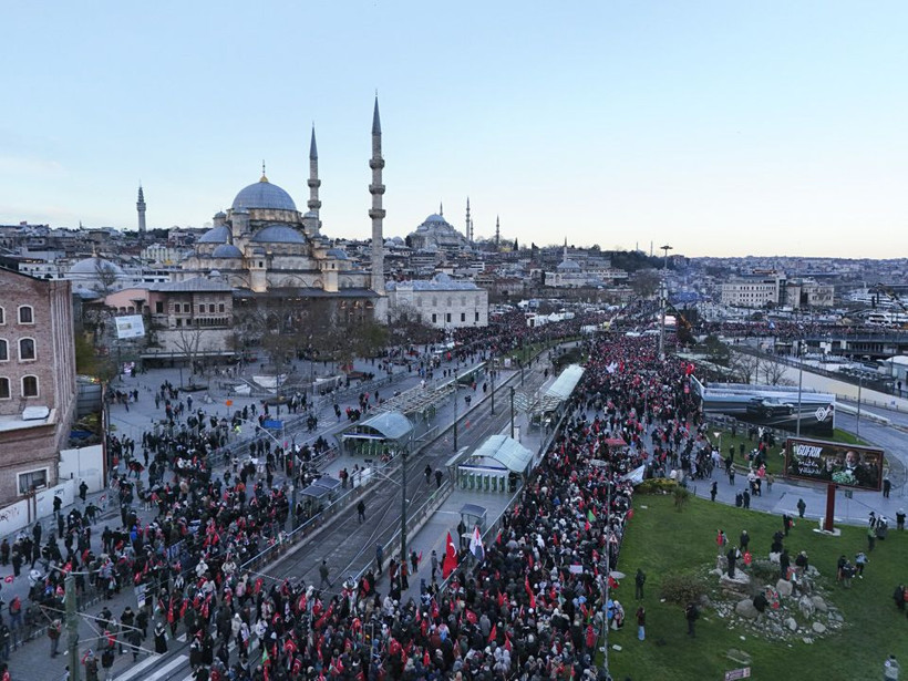 Da Vinci’nin yarım kalan düşünden 520 bin kişilik "vicdan seline": Galata Köprüsü’nün sırları - Resim: 5