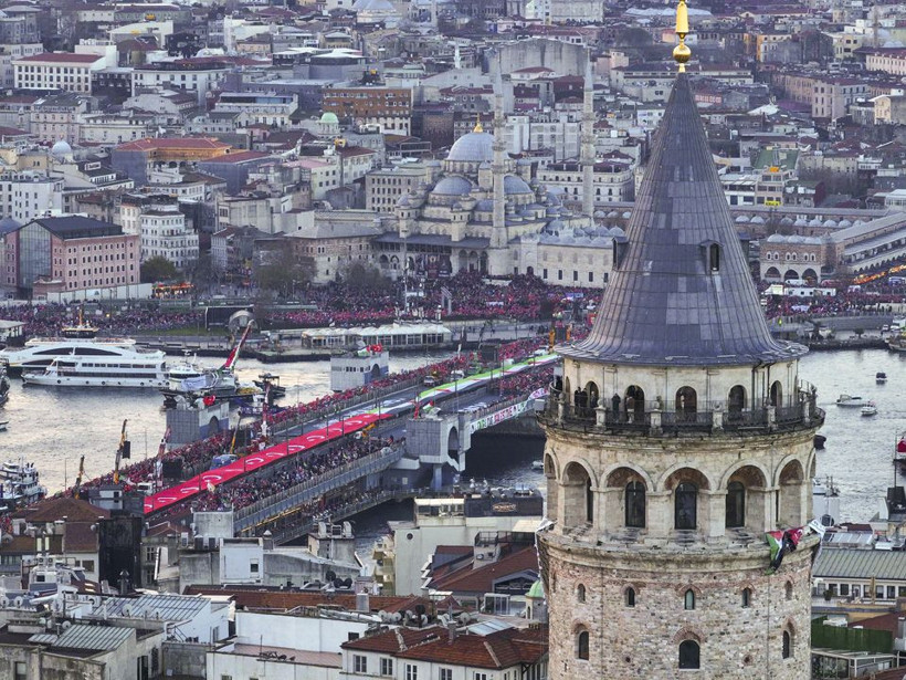 Da Vinci’nin yarım kalan düşünden 520 bin kişilik "vicdan seline": Galata Köprüsü’nün sırları - Resim: 43