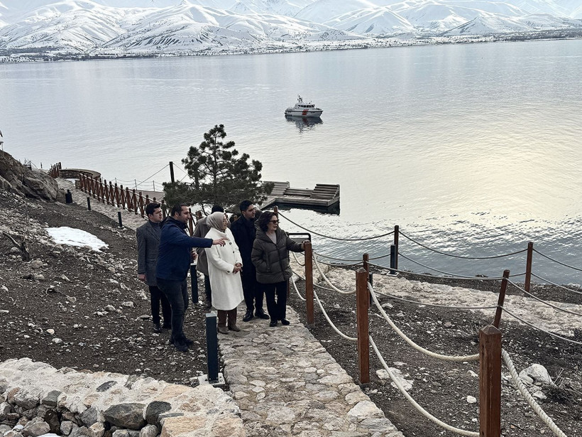 Yeşilçam'ın Kraliçesi Hülya Koçyiğit Akdamar'da: İlk kez geldim, aşık oldum - Resim: 8