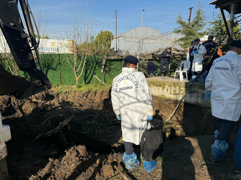 17 yıllık sırrı miras kavgası ortaya &ccedil;ıkardı: Acı ger&ccedil;ek ortaya &ccedil;ıktı - Resim : 1