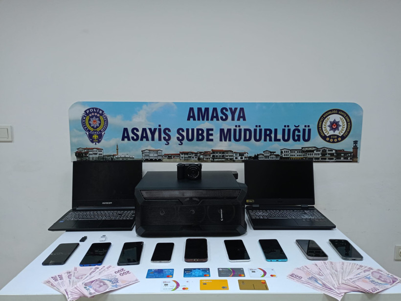 Kredi kartı şebekesinden bankacı çıktı: Milyonluk vurgun - Resim : 5