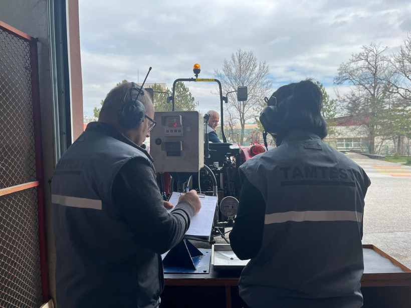 Traktörden pulluğa her şey test ediliyor: Tarlaya girmeden önceki son durak - Resim : 7