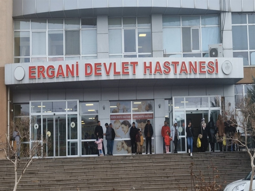 Diyarbakır’da çıkan silahlı kavgada 1 kişi yaşamını yitirdi - Resim : 1