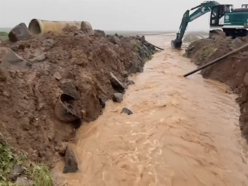 Nusaybin’de sel felaketi: Sokaklar ve evler sular altında kaldı - Resim : 1
