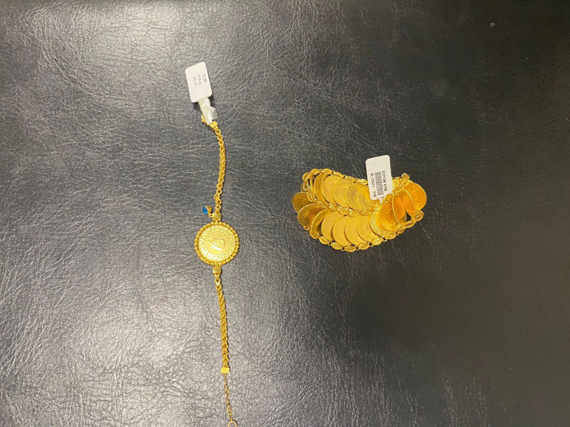 Kuyumcu soygununda şaşırtan detay: Hırsızlar ikiz kız kardeş çıktı - Resim : 1