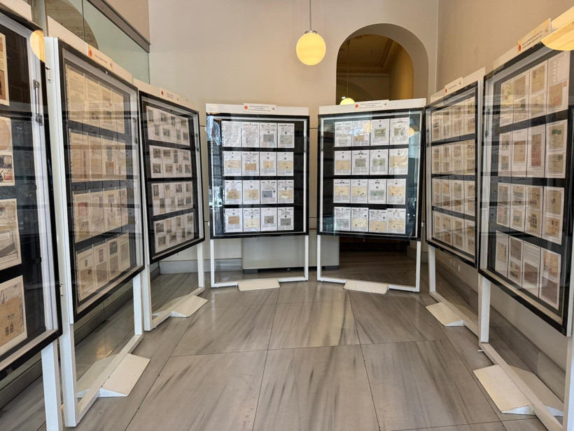 'Osmanlı Posta Tarihi' sergisi Beyoğlu tarihi PTT binasında ziyarete açıldı - Resim : 2