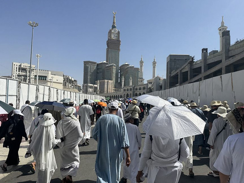 Hasret sona erdi: Hacı adayları kutsal topraklara uğurlandı - Resim: 1