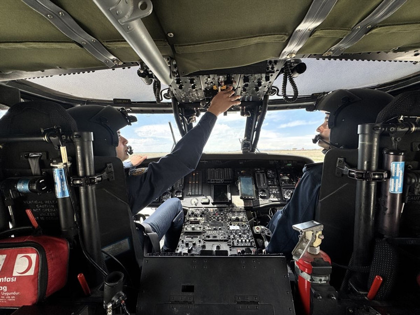 Emniyetin “havadaki gözleri” 7/24 görevde: Van semalarında suç avı - Resim: 2