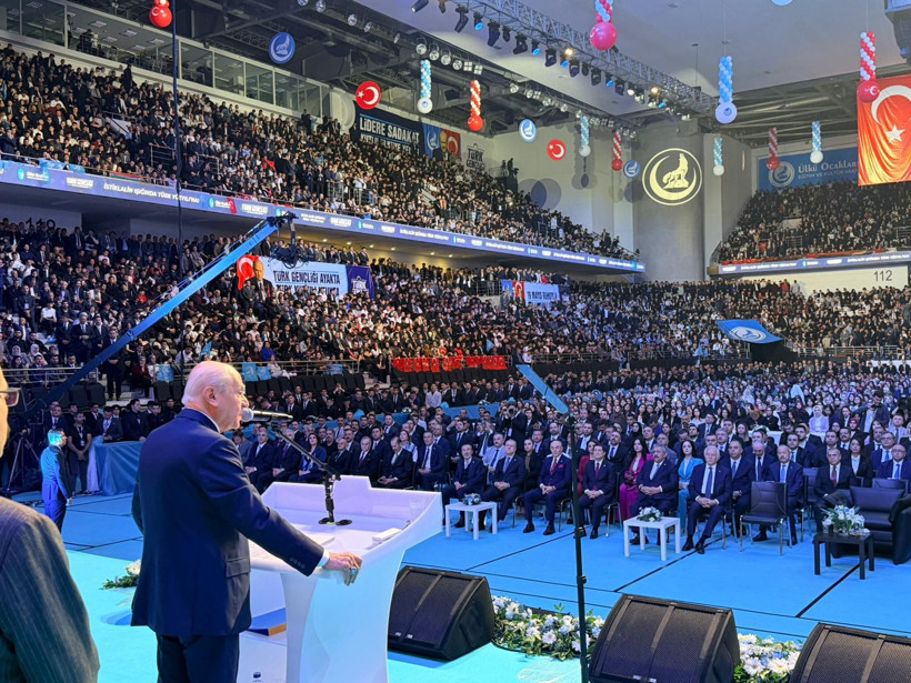 Devlet Bahçeli Türk Gençliği Büyük Kurultayı'nda konuştu - Resim : 2
